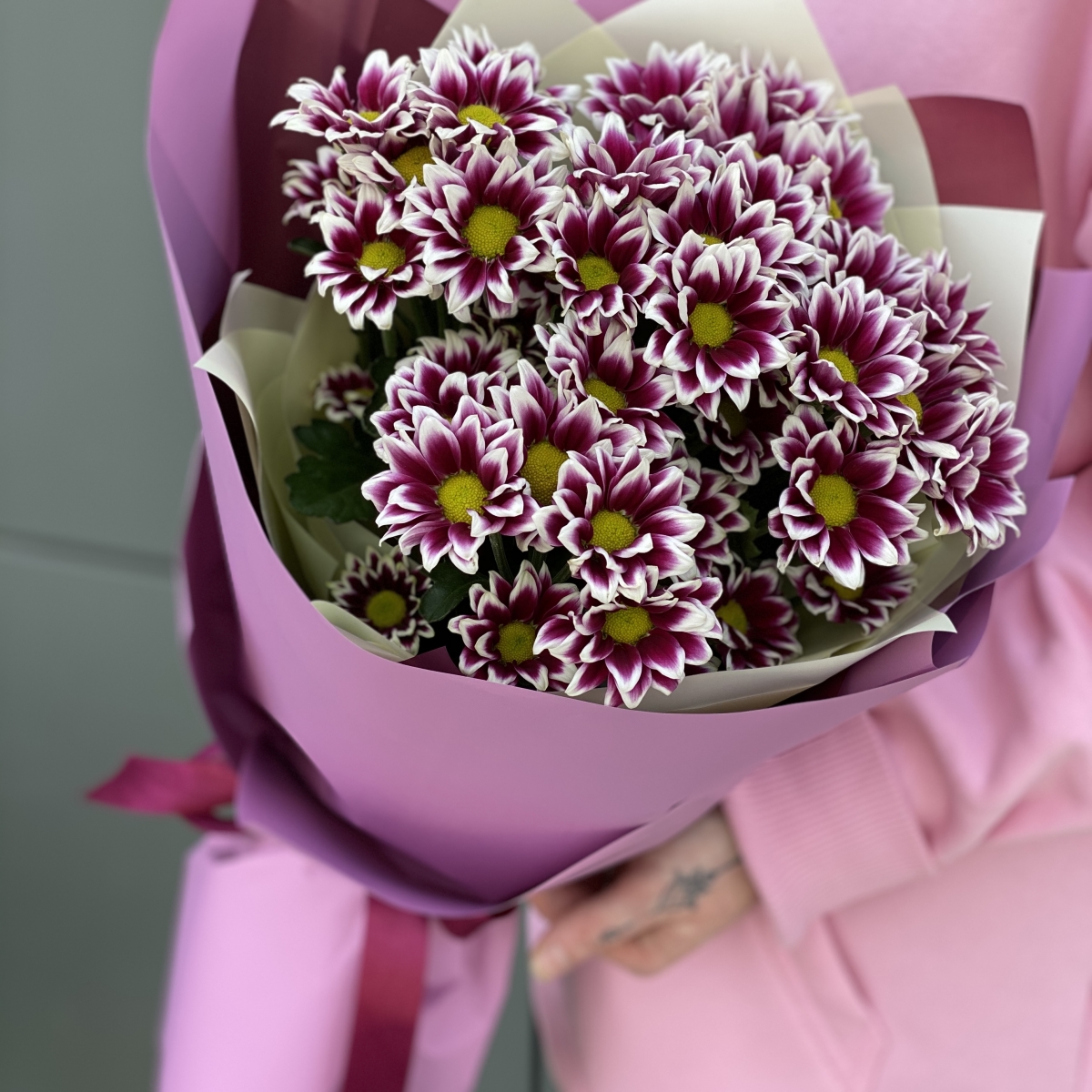 Букет из 25 розовых тюльпанов