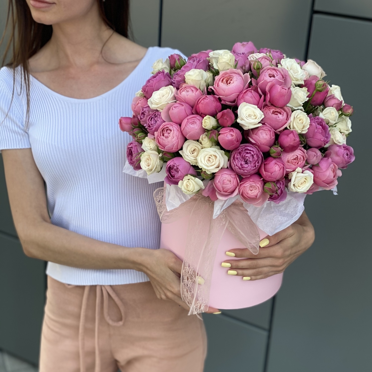 Коробка Женева из кустовых роз