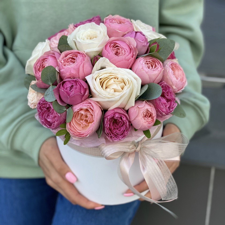 Коробка из роз Страна Эльфов