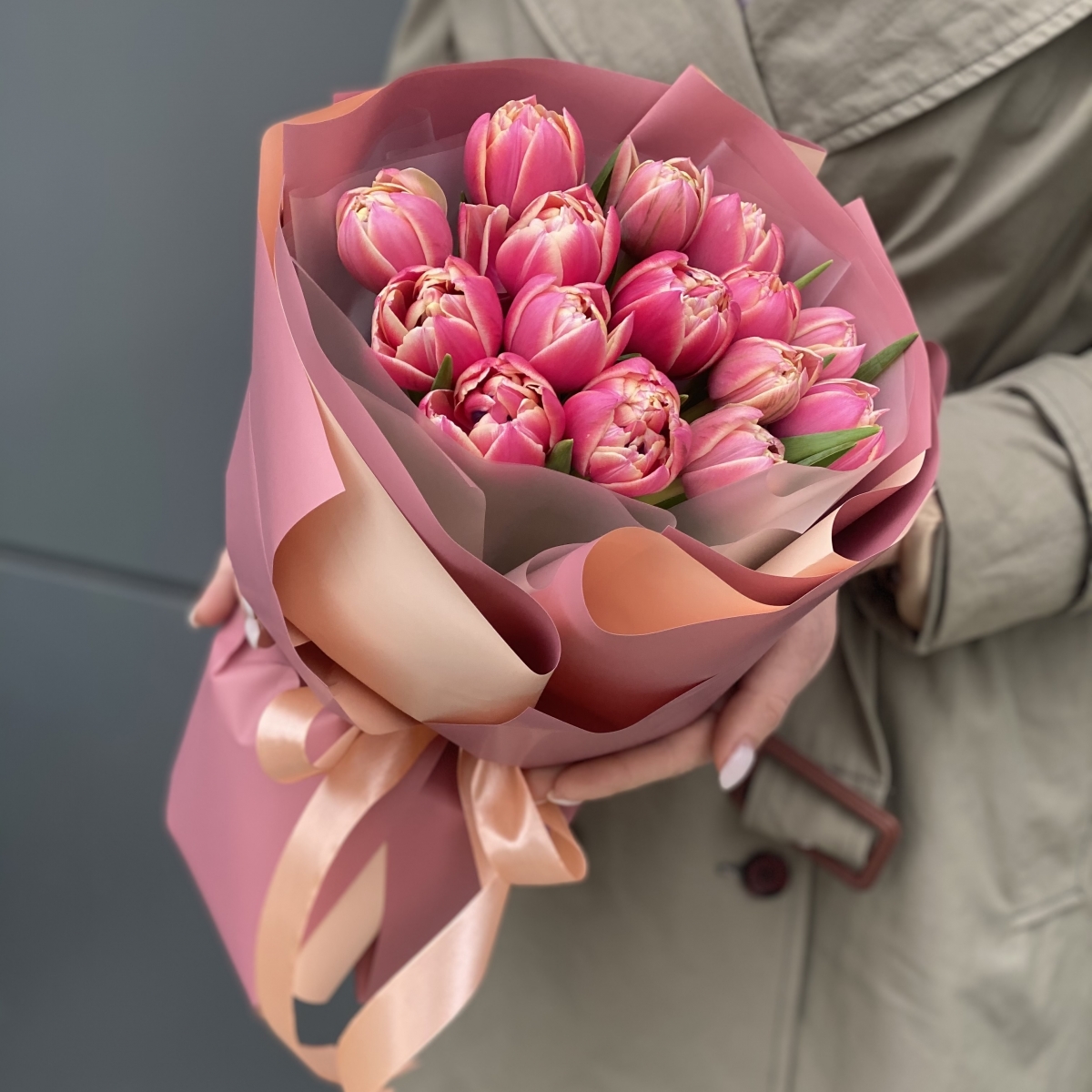 Букет Сладкий из 15 тюльпанов сорта колумбус