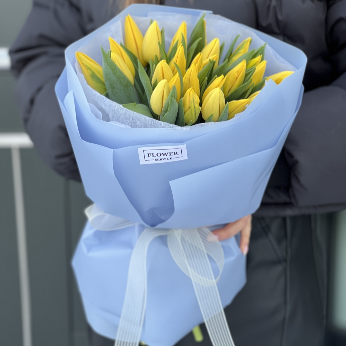 Букет Магия Весны из 25 желтых тюльпанов