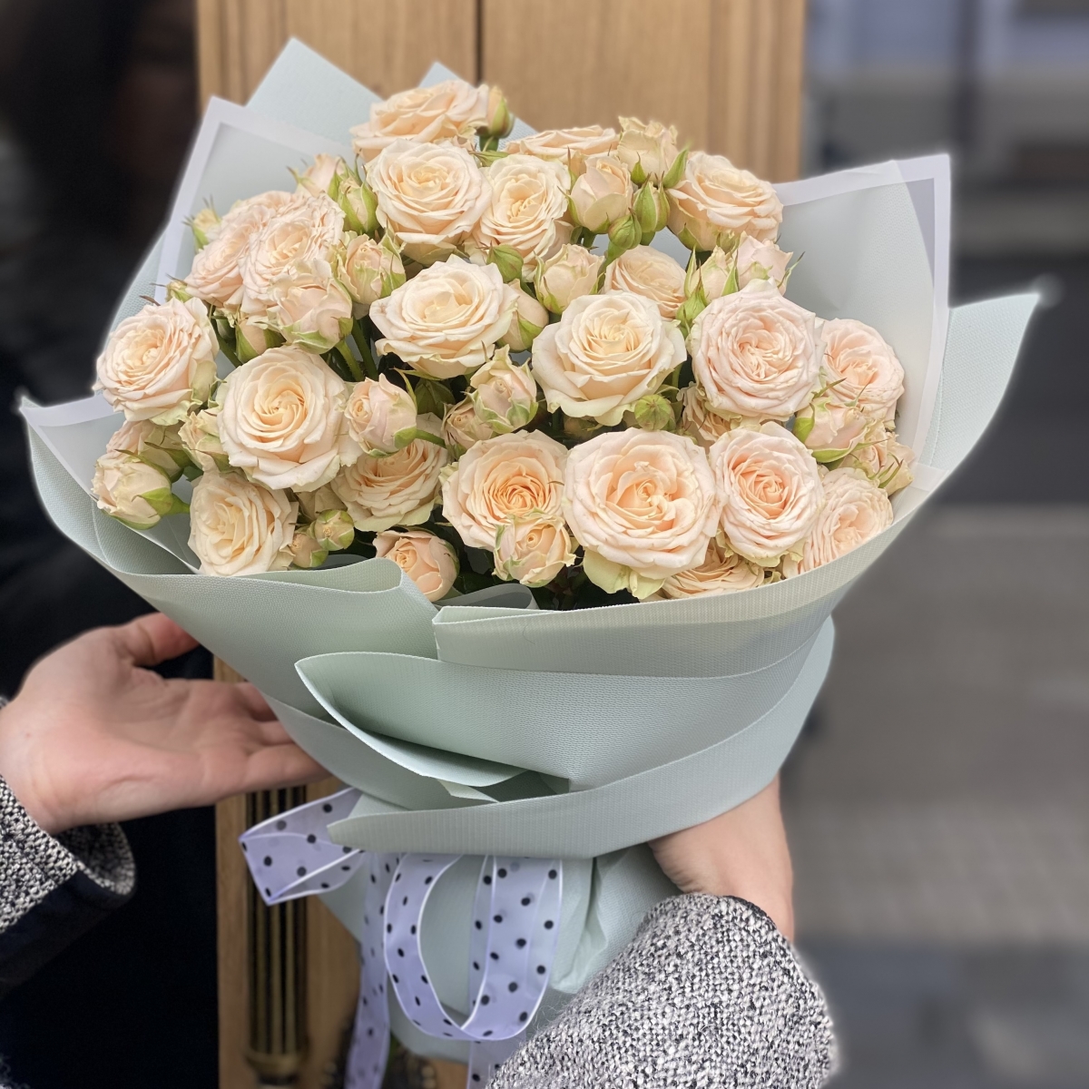 Букет Настроение из кустовых роз