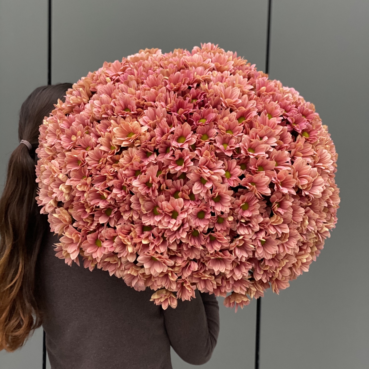 Букет из ромашковой хризантемы Персиковый джем