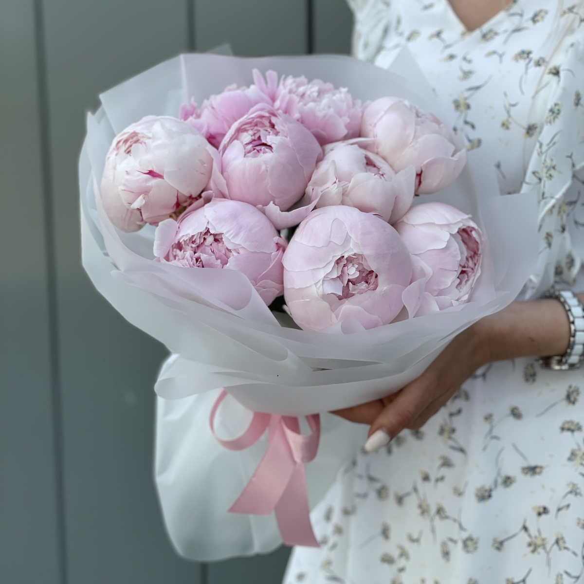 Букет Лиора из 9 пионов