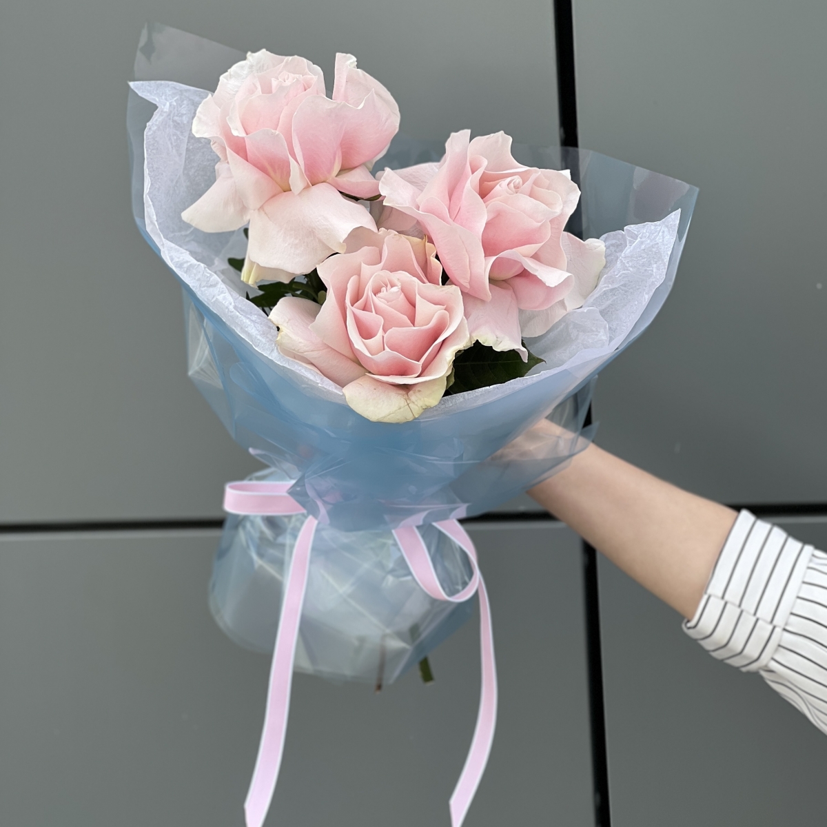 Букет Розовый бархат из 3 розовых роз