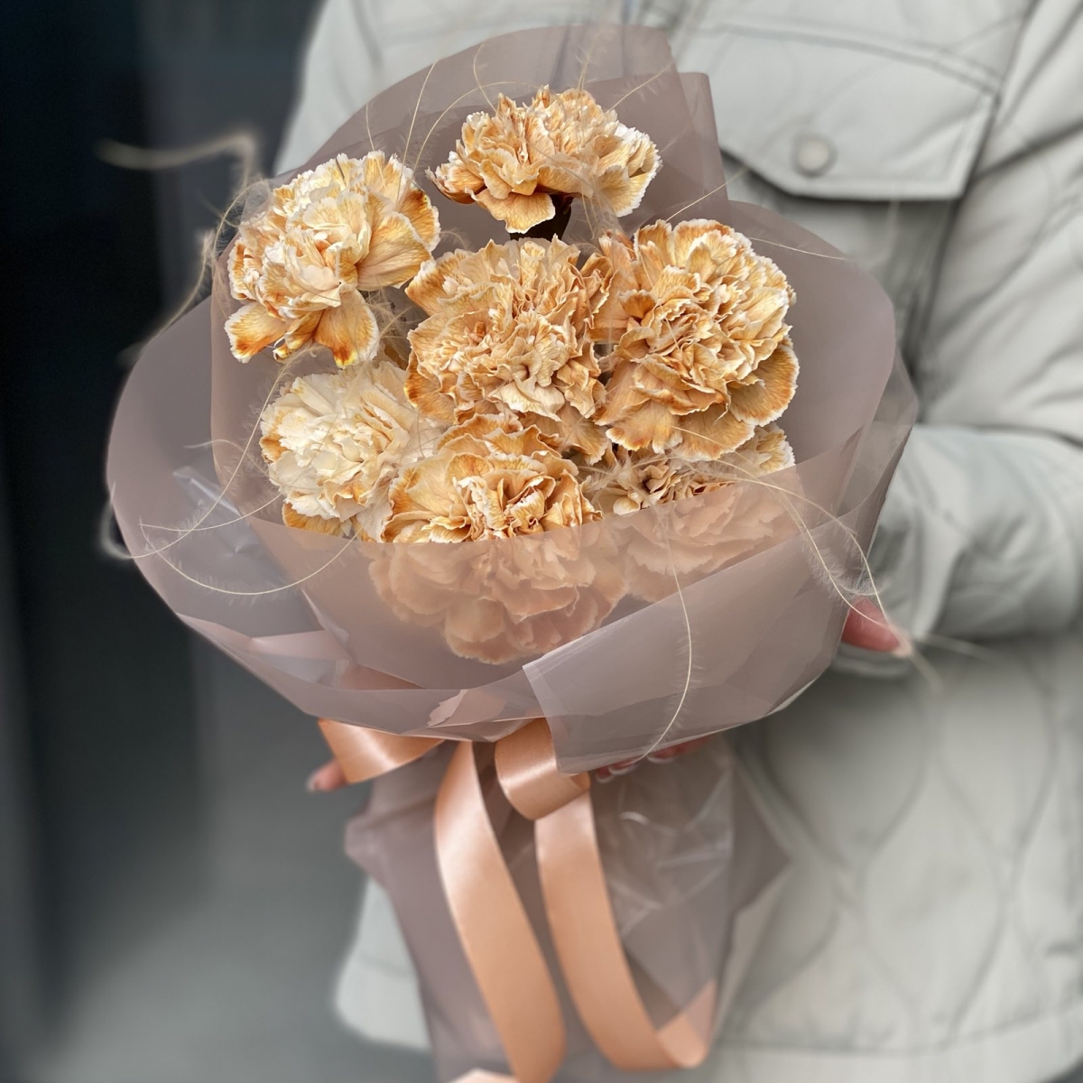 Букет Мокачино из диантуса и стифы